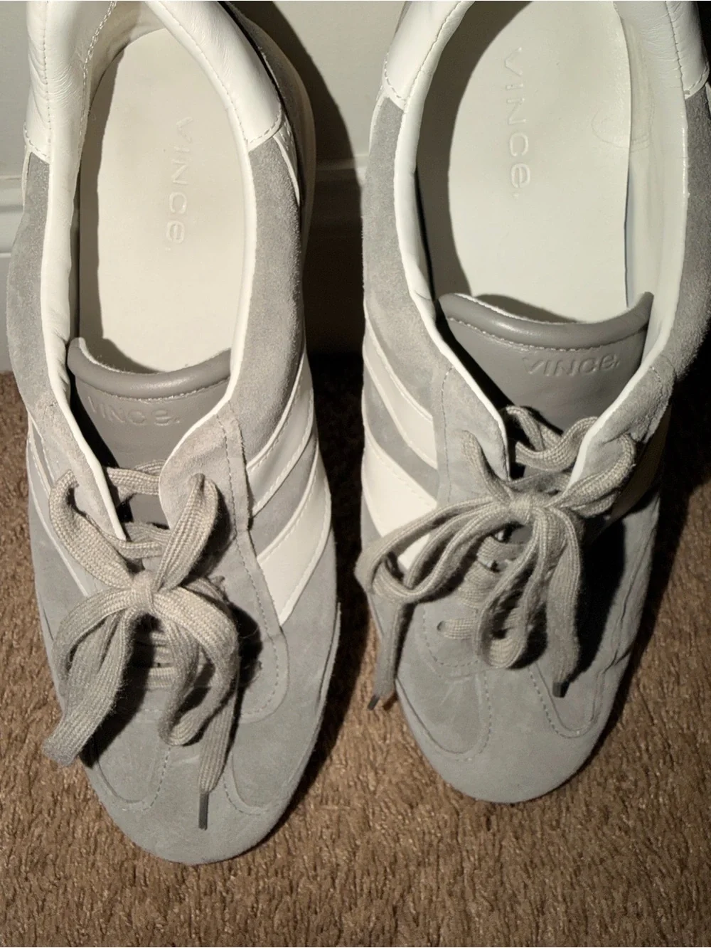 Vince Men’s Oasis Sneakers Size 13 Light Smoke Grey Suede – Worn Once